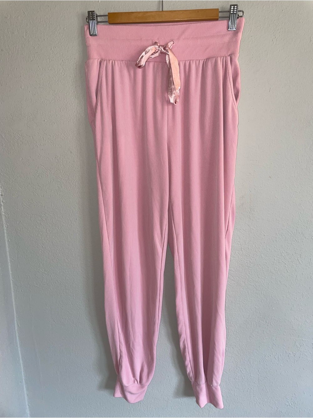 Victoria's Secret Light Pink Ribbed Lounge Joggers pajama pants